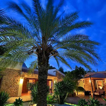 Intermezzo, Stunning Modern Family-friendly Finca *