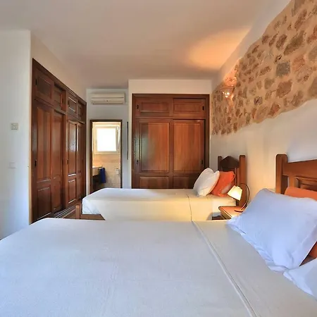 Intermezzo, Stunning Modern Family-friendly Finca Villa