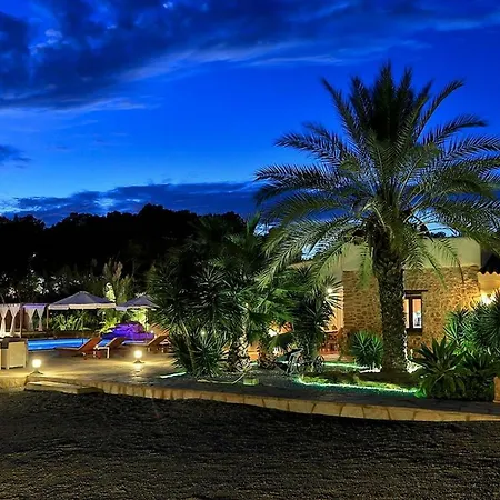 Villa Intermezzo, Stunning Modern Family-friendly Finca *