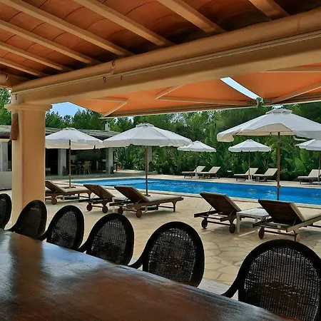 Villa Intermezzo, Stunning Modern Family-friendly Finca *