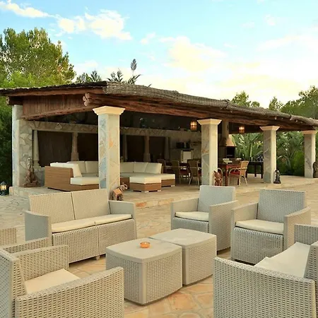 Villa Intermezzo, Stunning Modern Family-friendly Finca