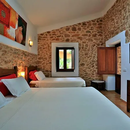 Intermezzo, Stunning Modern Family-friendly Finca Villa *