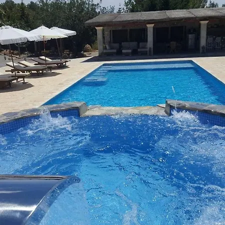 Villa Intermezzo, Stunning Modern Family-friendly Finca
