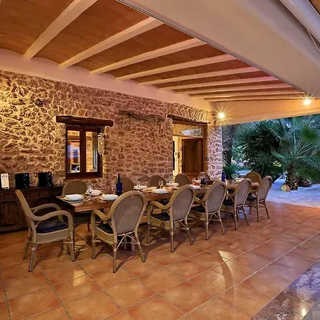 Intermezzo, Stunning Modern Family-friendly Finca Villa *