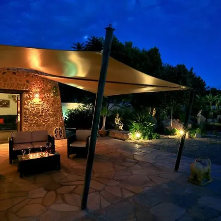 Villa Intermezzo, Stunning Modern Family-friendly Finca