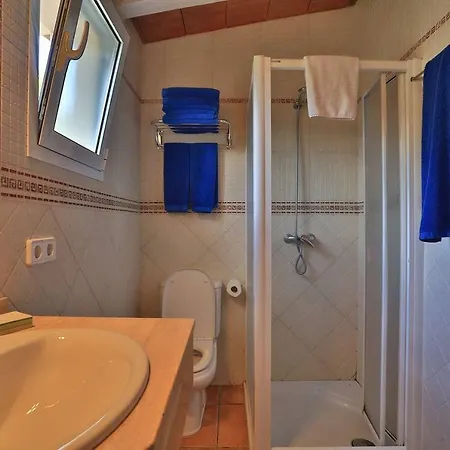 Intermezzo, Stunning Modern Family-friendly Finca Villa *